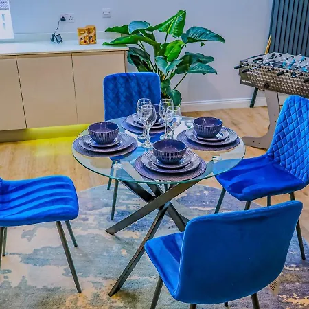 Holiday home Deja Blue Luxury By Altoluxoexperience Short Lets & Serviced With Free Wifi & Parking Bristol