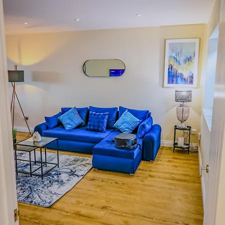 Deja Blue Luxury By Altoluxoexperience Short Lets & Serviced With Free Wifi & Parking Holiday home