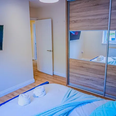Deja Blue Luxury By Altoluxoexperience Short Lets & Serviced With Free Wifi & Parking Holiday home