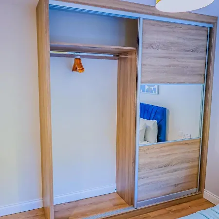Deja Blue Luxury By Altoluxoexperience Short Lets & Serviced With Free Wifi & Parking Holiday home Bristol