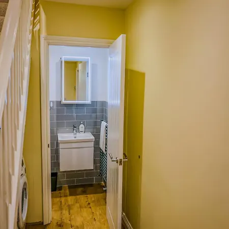 Deja Blue Luxury By Altoluxoexperience Short Lets & Serviced With Free Wifi & Parking * Bristol