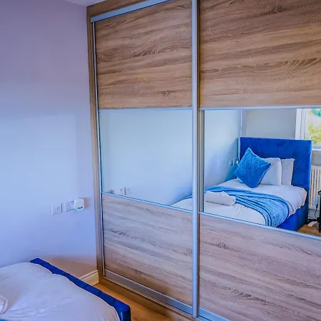 Deja Blue Luxury By Altoluxoexperience Short Lets & Serviced With Free Wifi & Parking Holiday home