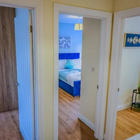 Holiday home Deja Blue Luxury By Altoluxoexperience Short Lets & Serviced With Free Wifi & Parking Bristol