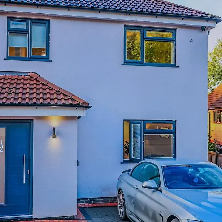 Holiday home Deja Blue Luxury By Altoluxoexperience Short Lets & Serviced With Free Wifi & Parking *