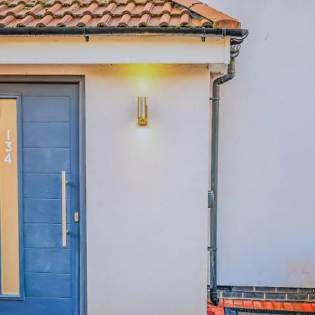 Holiday home Deja Blue Luxury By Altoluxoexperience Short Lets & Serviced With Free Wifi & Parking
