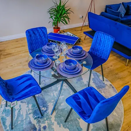 Deja Blue Luxury By Altoluxoexperience Short Lets & Serviced With Free Wifi & Parking Holiday home *