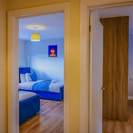Deja Blue Luxury 3br By Altoluxoexperience Short Lets & Serviced With Free Wifi & Parking * Bristol