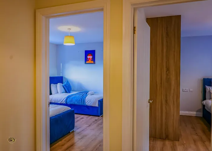 Deja Blue Luxury 3br By Altoluxoexperience Short Lets & Serviced With Free Wifi & Parking * Бристоль