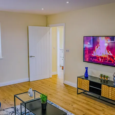 Ferienhaus Deja Blue Luxury 3br By Altoluxoexperience Short Lets & Serviced With Free Wifi & Parking Bristol