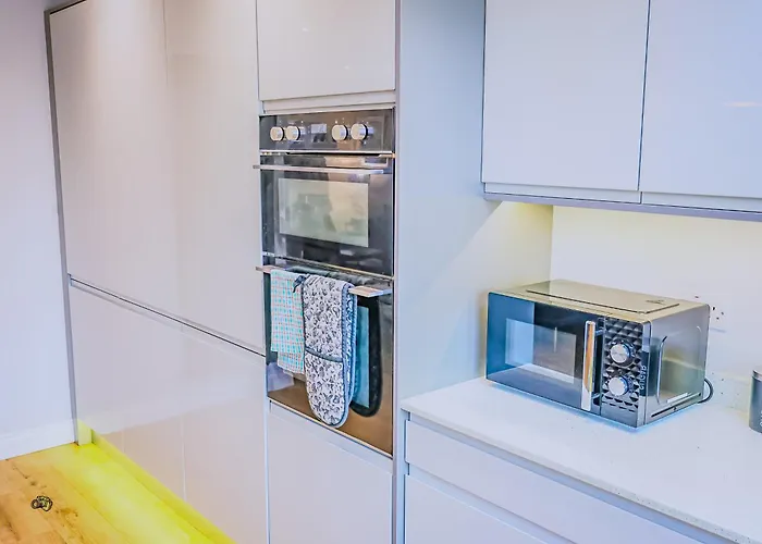 Deja Blue Luxury 3br By Altoluxoexperience Short Lets & Serviced With Free Wifi & Parking Nyaraló *